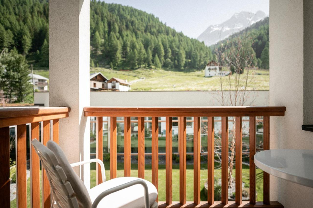 Hotel Cristallo Solda Bagian luar foto