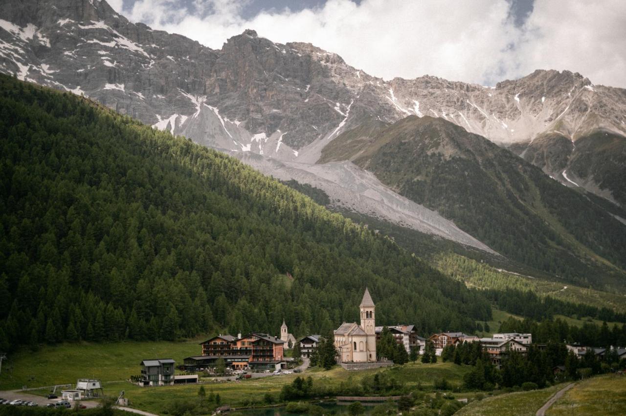 Hotel Cristallo Solda Bagian luar foto