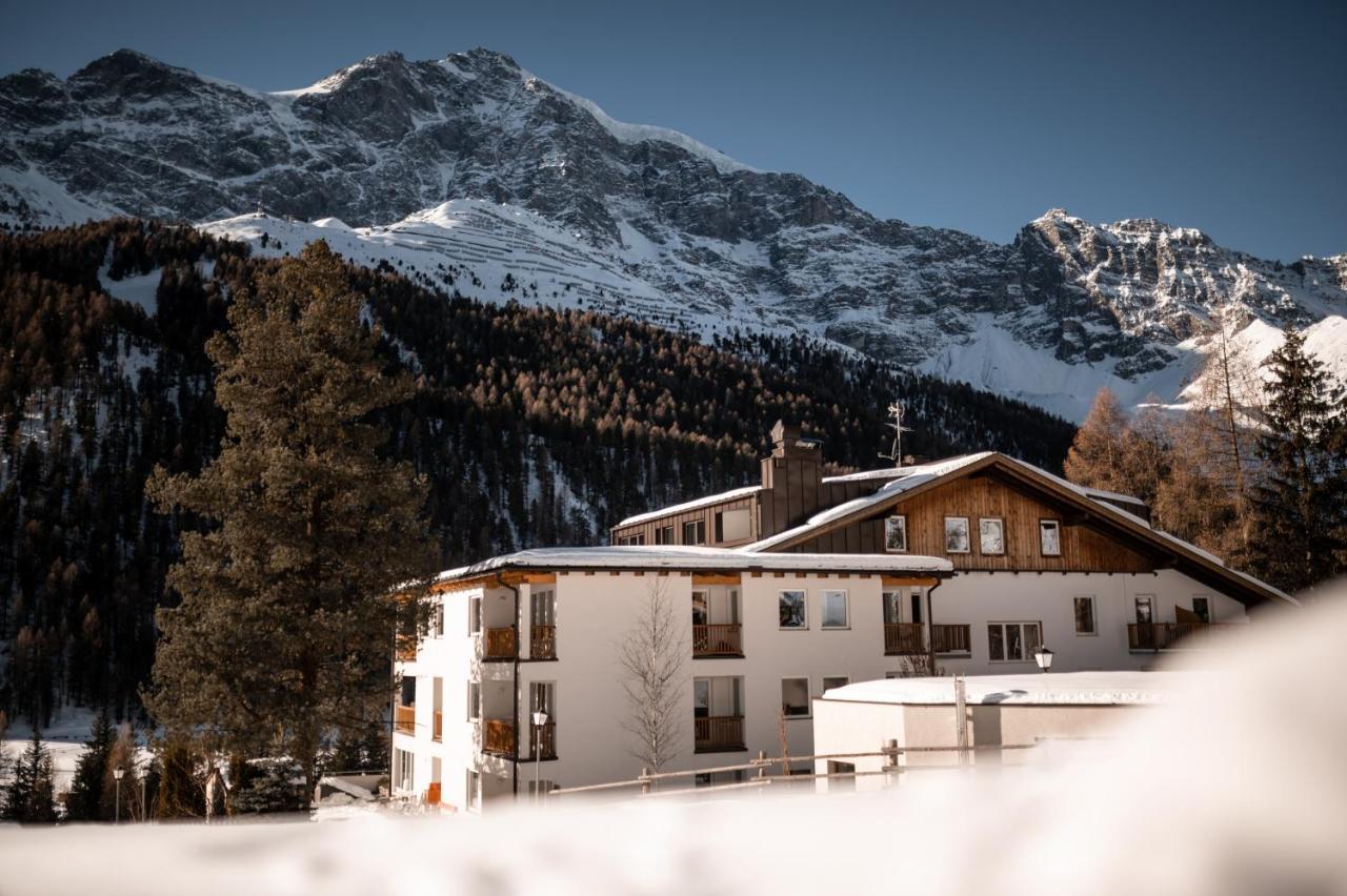 Hotel Cristallo Solda Bagian luar foto
