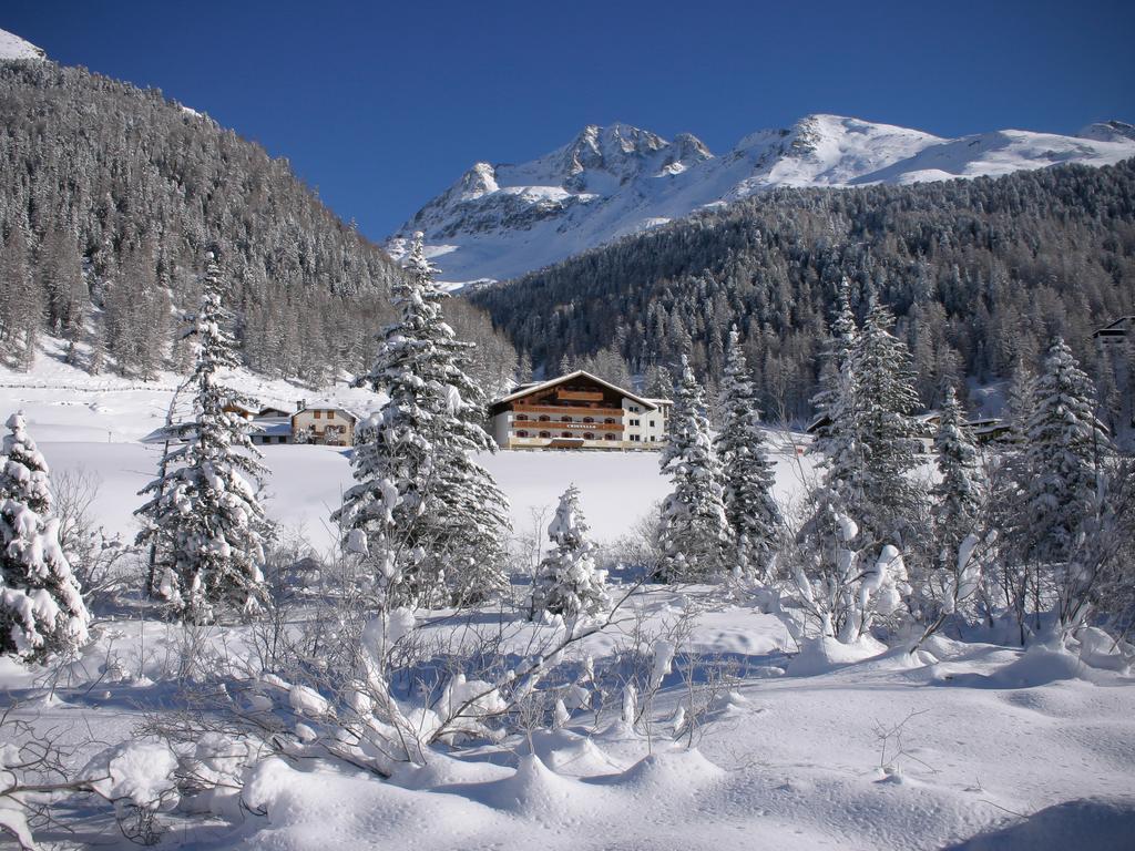 Hotel Cristallo Solda Bagian luar foto